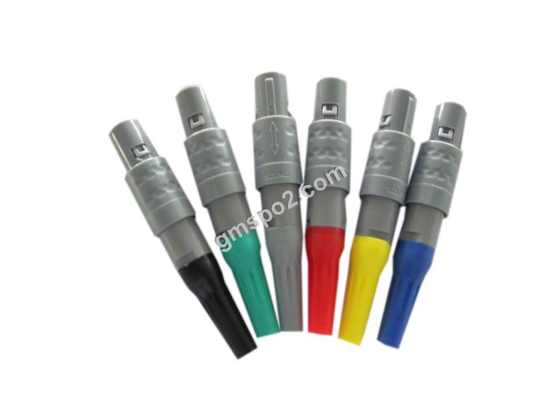 Přímý konektor s ohnutým reliéfem.jpg